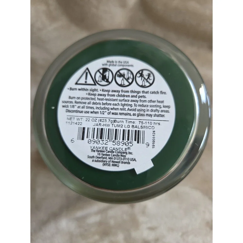 New 2-Wick Yankee Candle Balsam & Cedar 220z Glass Jar